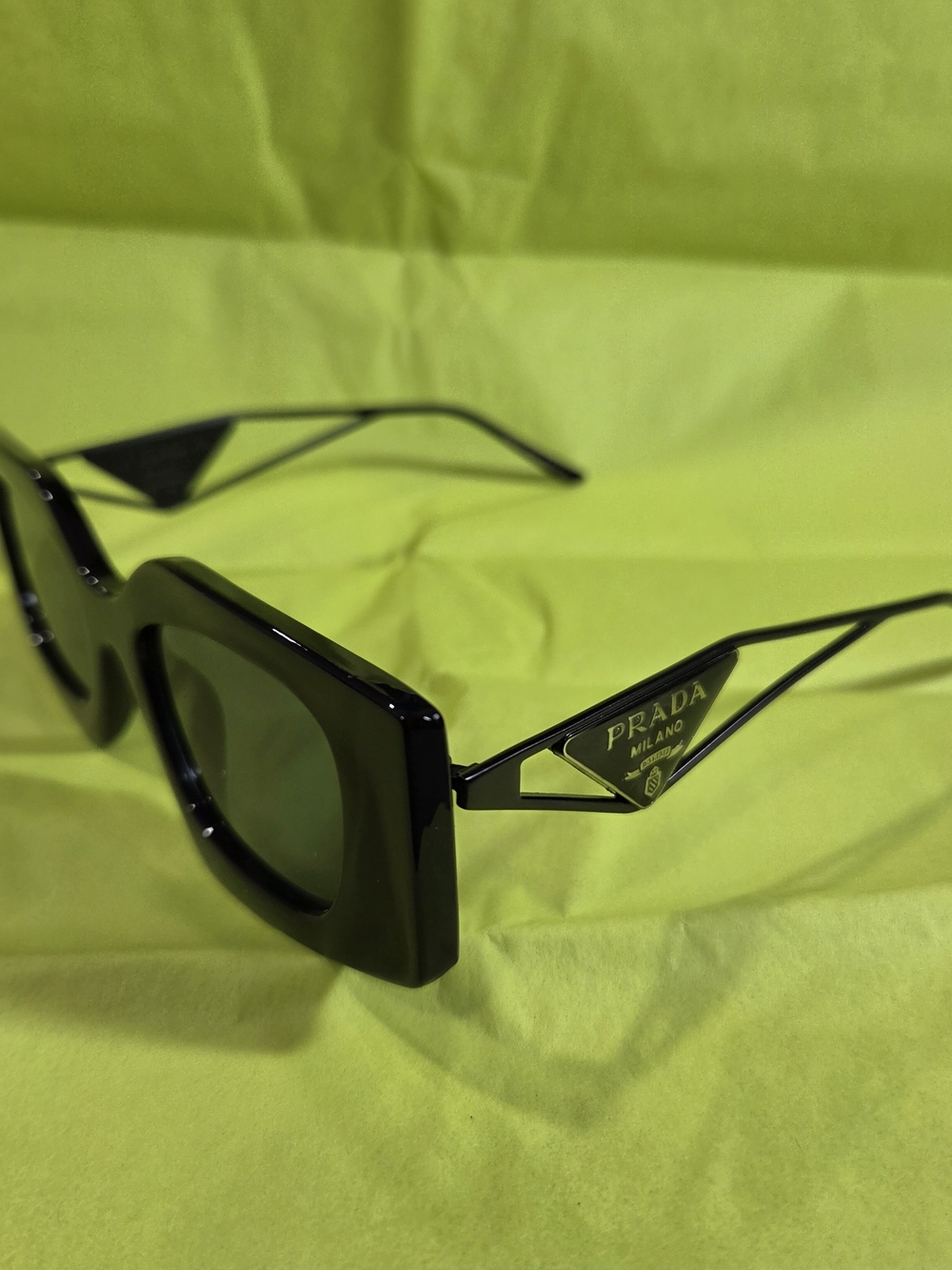 Prada Black Square Frame Sunglasses with Logo Temples